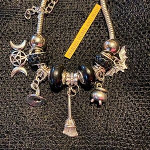 Witch Spooky Charm Bracelet Silver Black Bead Rhinestone Hat Bat Moon Pentagram